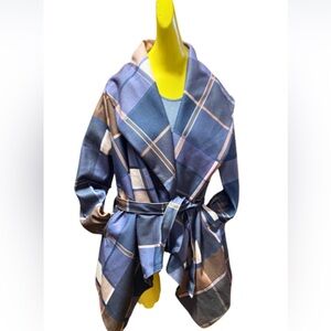 Xiang Xiang Size Large Plaid Women's Jacket - Blue and Gray